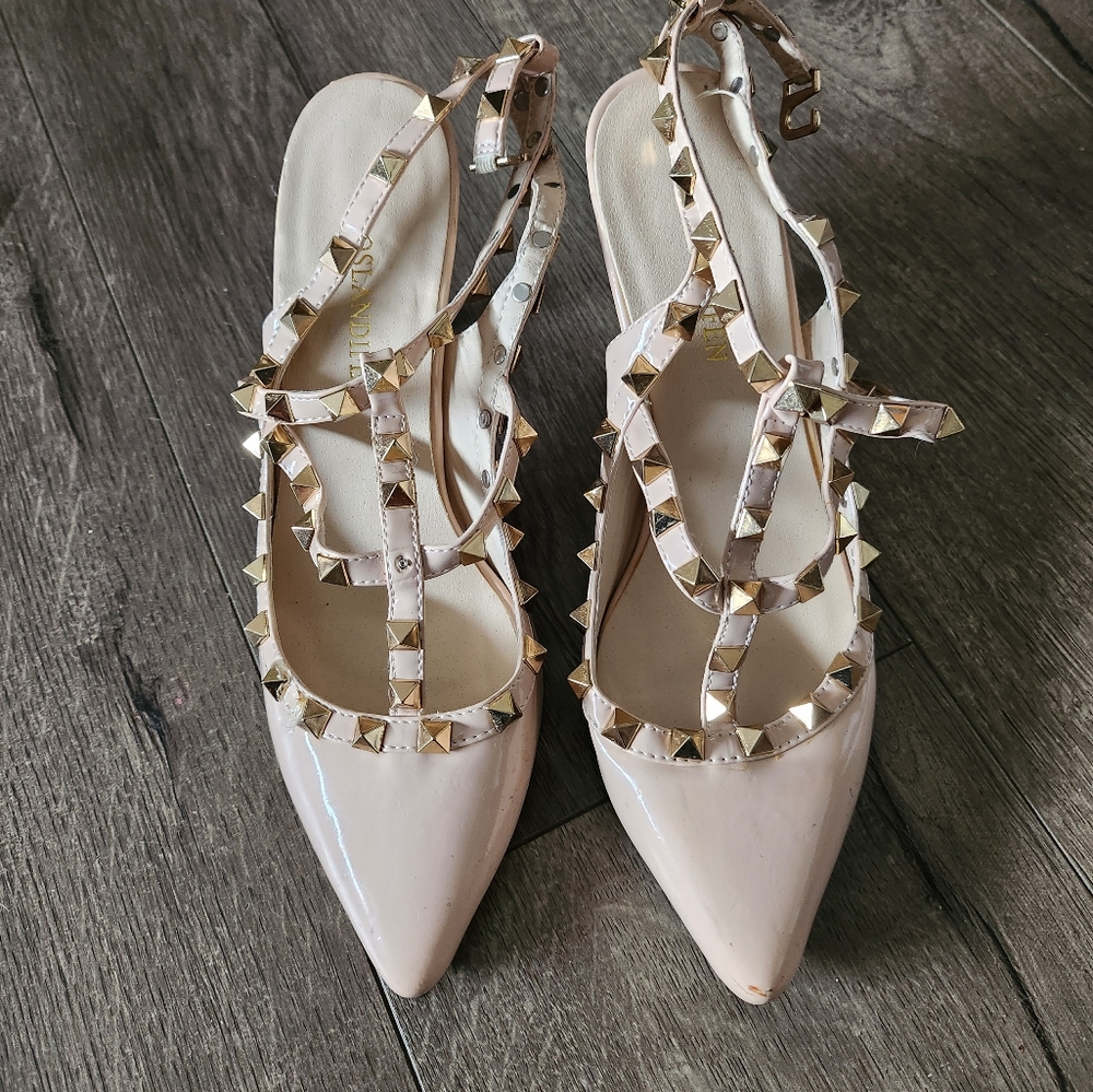 High Heel Women Shoe size 36 (5.5 USA) Tan Color
